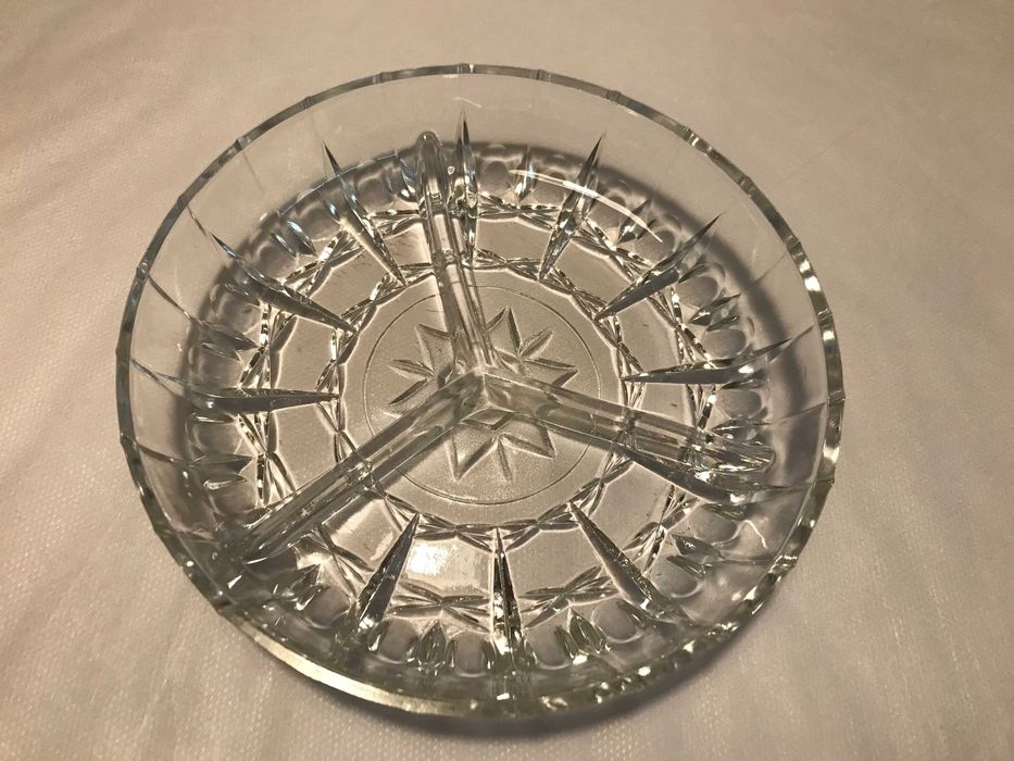 Кристални фруктиери, ордьоври, подноси.