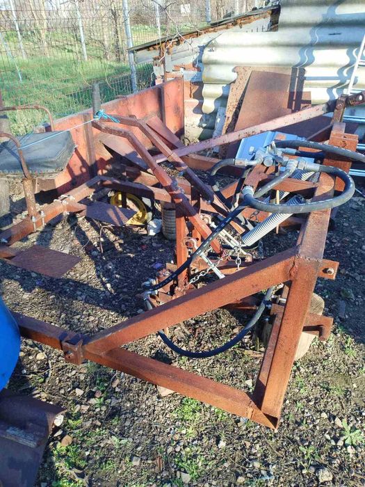 машина за окупаване на лавандула,пъпеш и други