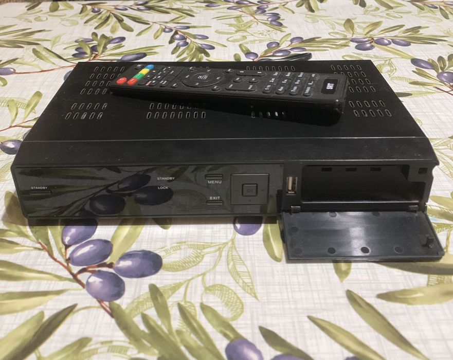 Спутниковый тюнер ресивер Star Track Galaxy II