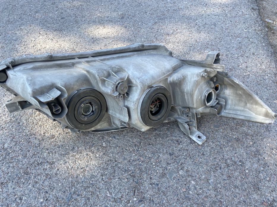 Запчасти на камри 40