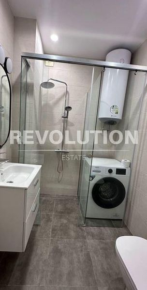 Двустаен апартамент в района на м-т Траката!