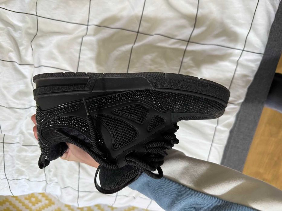 Louis Vuitton Skate обувки Swarovski – размер 45 EU – малко носени