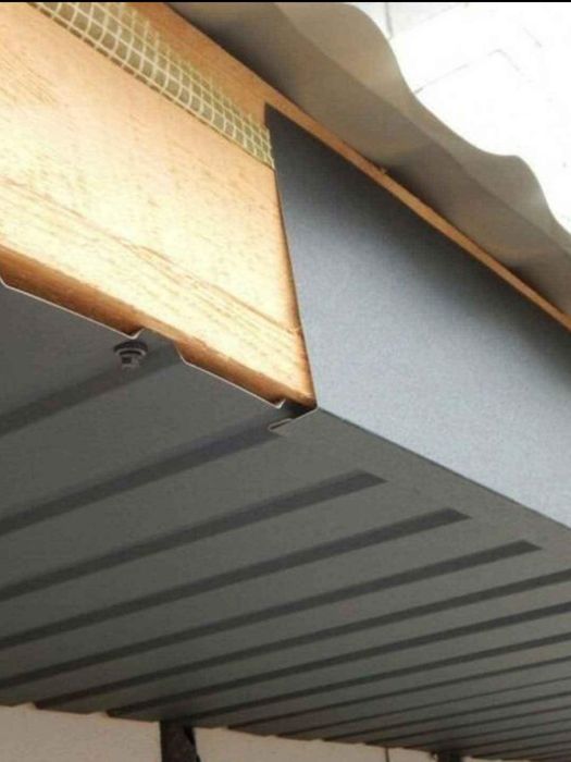 Reparatii Acoperisuri hidroizolatii Jgheaburi burlane Aticuri scocuri