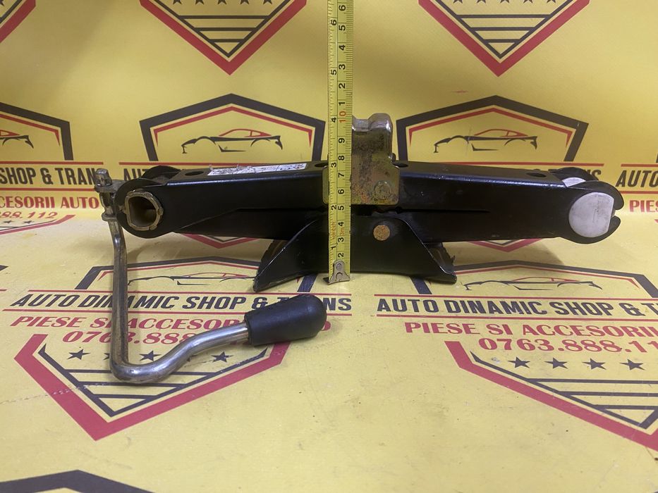 Cric auto original OEM Peugeot 308 Citroen C2 C3 C4