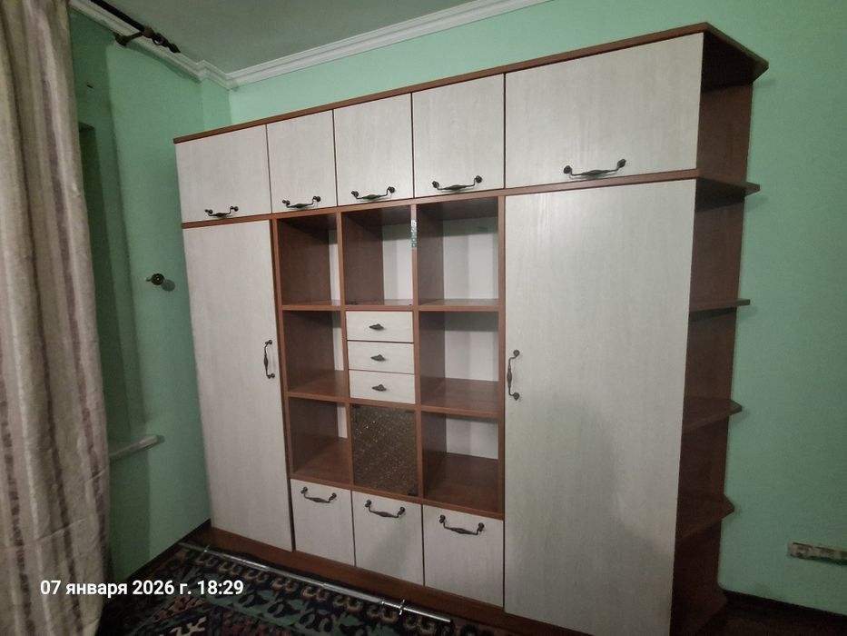 Шкаф для одежды и вещей