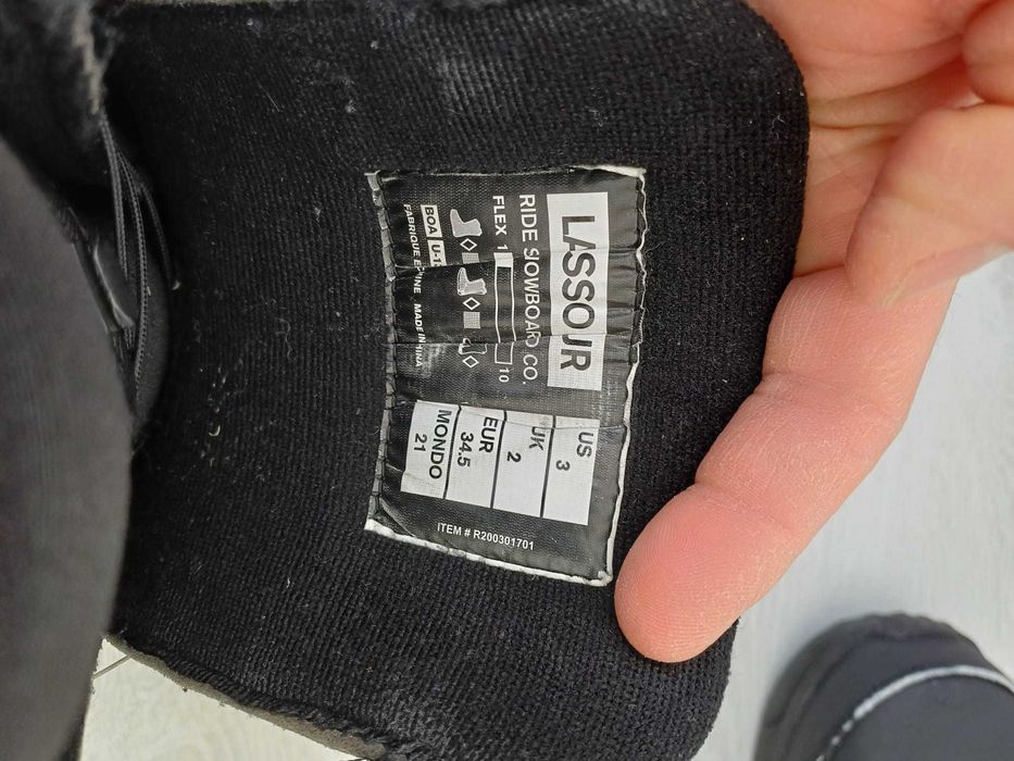 Vand echipament Snowboard copil 11/12 ani