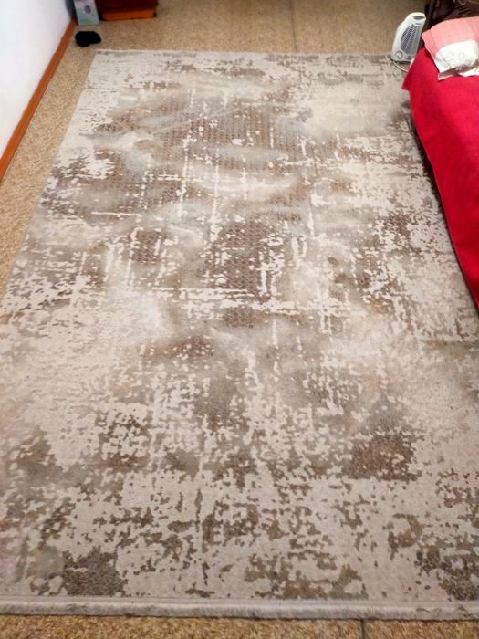 Продам палас размером 2-3 в хорошем состояние