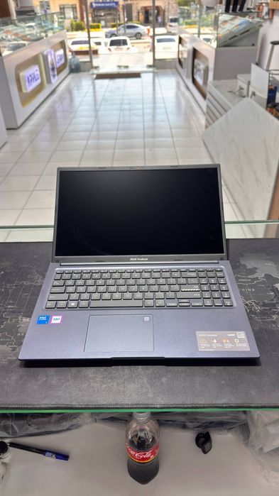 Asus Vivobook 15