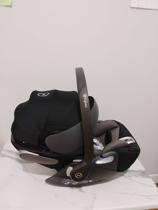 Автолюлька Cybex Cloud Z i-Size черная