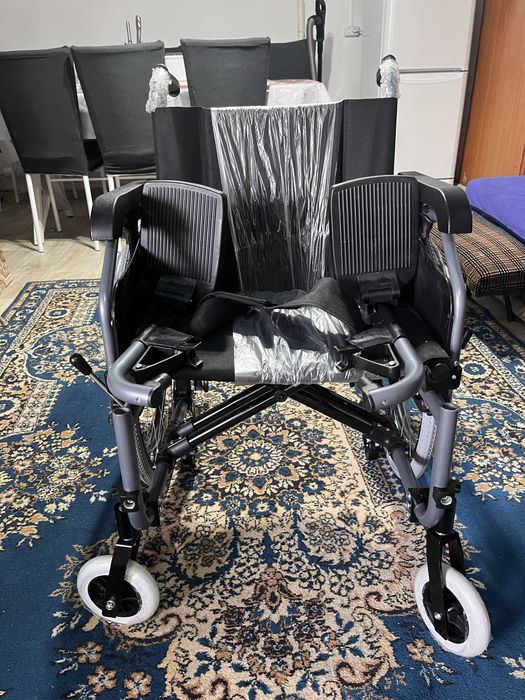 Инвалидная коляска