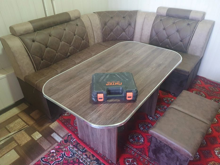 Бепул етказиб бериш Ошхонангиз учун сифатлик мебеллар туплами