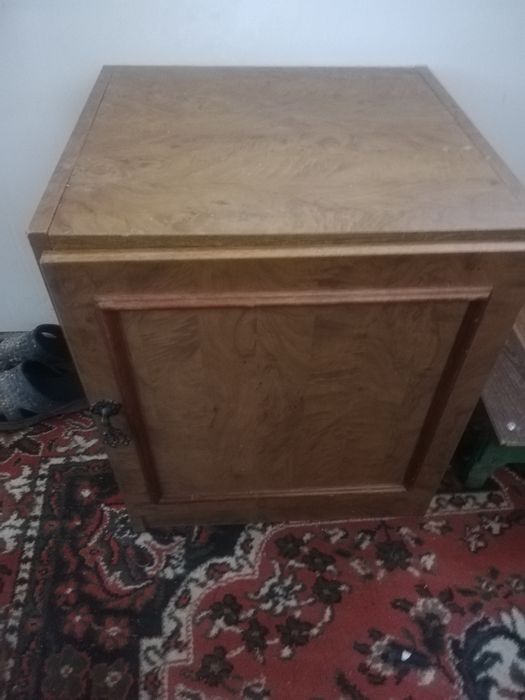 Продам большая тумба