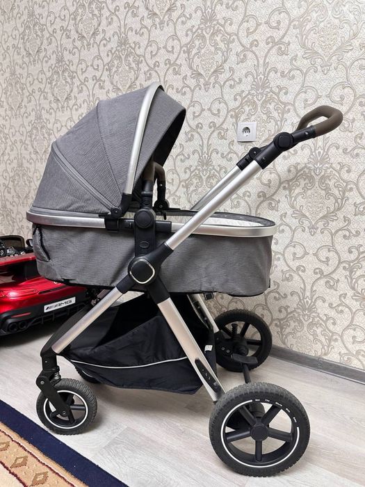 Детская коляска  + автокресло Полный комплект