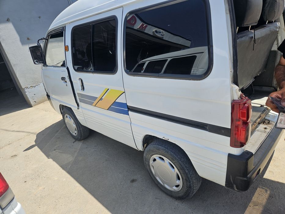 Other Damas 2011 — 3