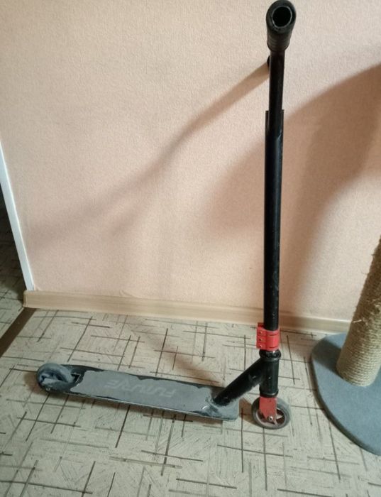 Продам.    самокат.