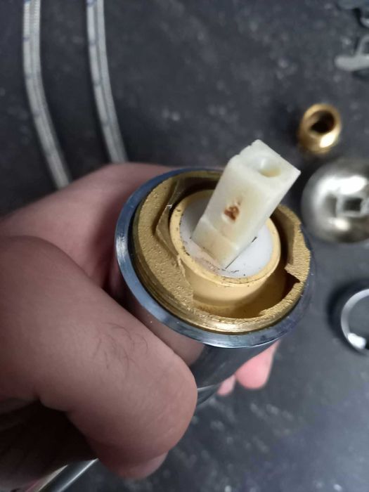 Смесителна батерия  (на месец) с меки връзки и накрайници