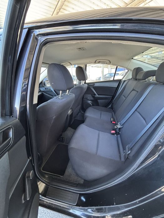 MAZDA 3 2010 — imagine 2