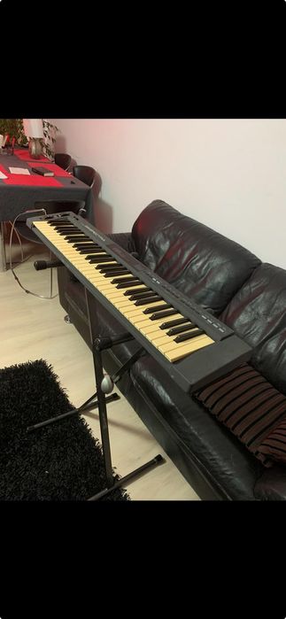 Sintetizatoare ensoniq asr 10 roland sh 101 ,yamaha cs10 korg poly 61M