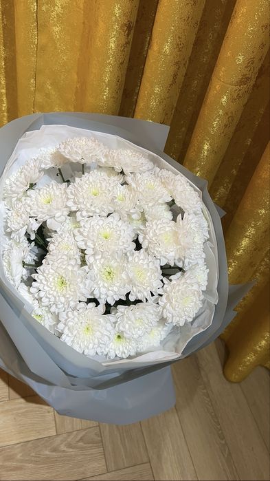 Букет цветов белые свежие ак гулдер