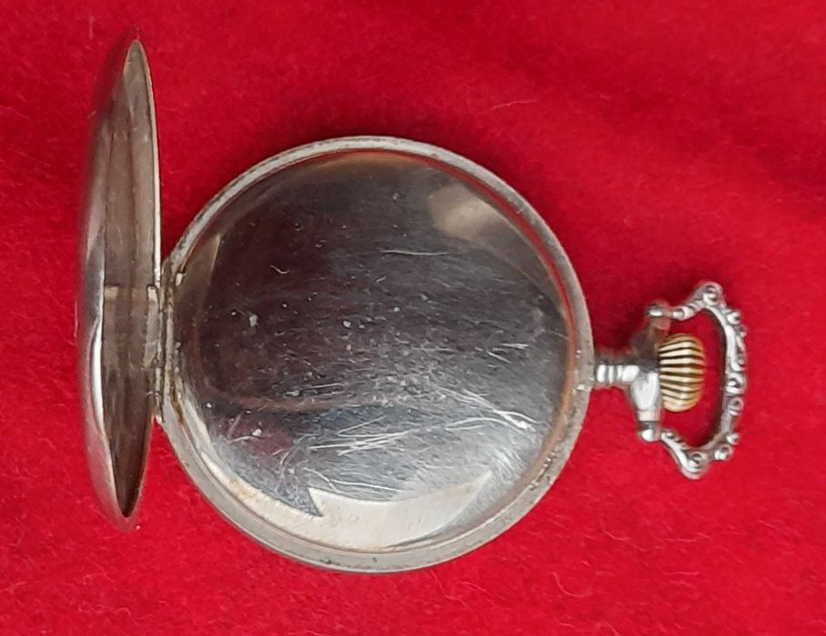 Колекционерски  Швейцарски джобен часовник CYMA