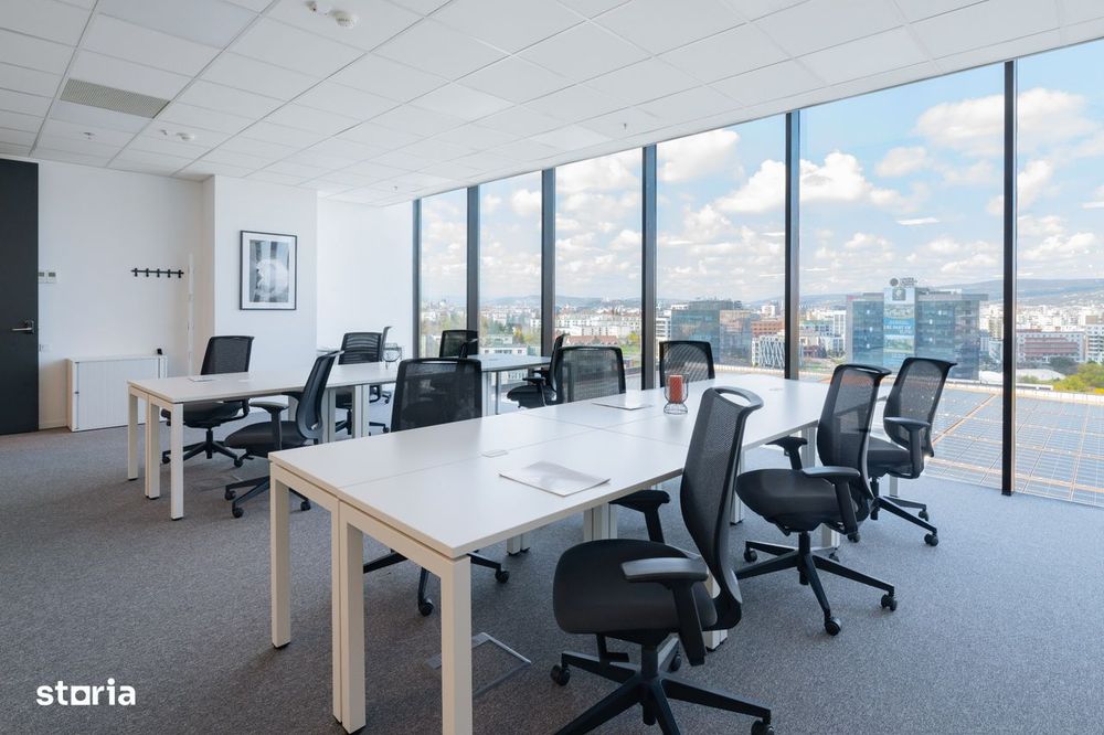 Alăturați-vă unui mediu de coworking cooperativ în Regus Iulius Centre