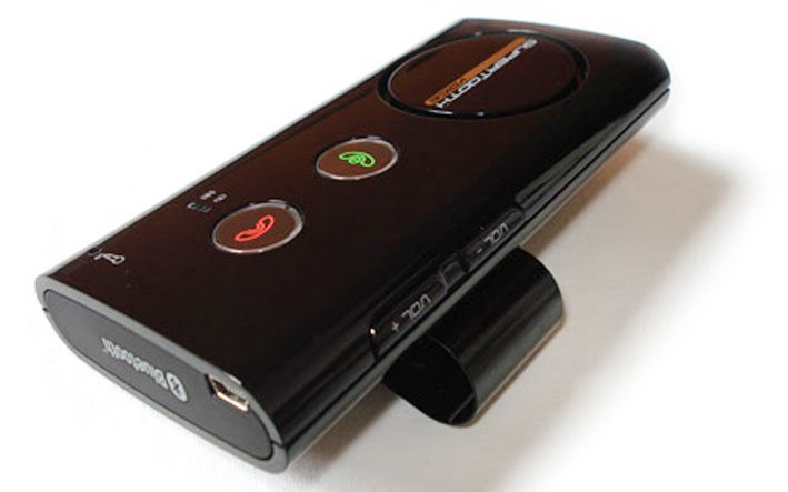 Vand SUPERTOOTH VOICE handsfree Bluetooth kit pentru mașină