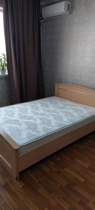 Кровать 1,5-спальная б/у