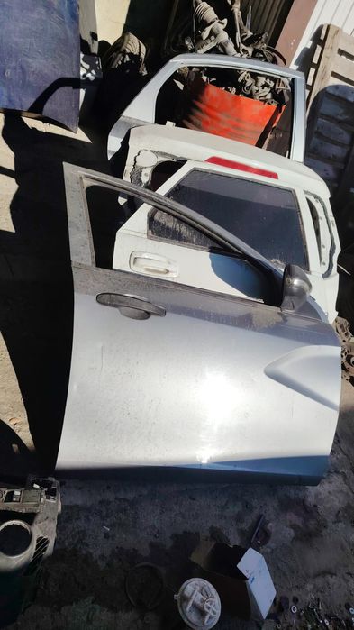 Двери лада Веста