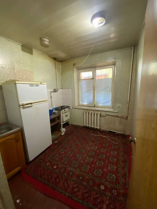 Продаётся квартира , Шота Руставелли 1/2/5