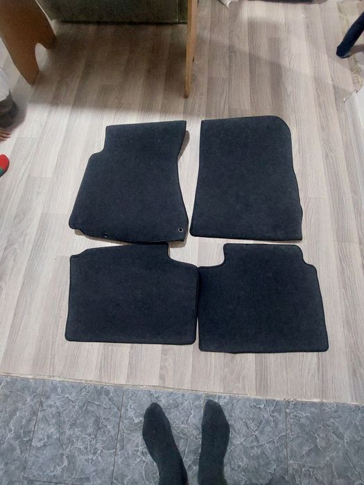 Продам новые полики