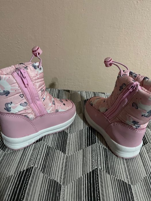 Детски апрески с каракул