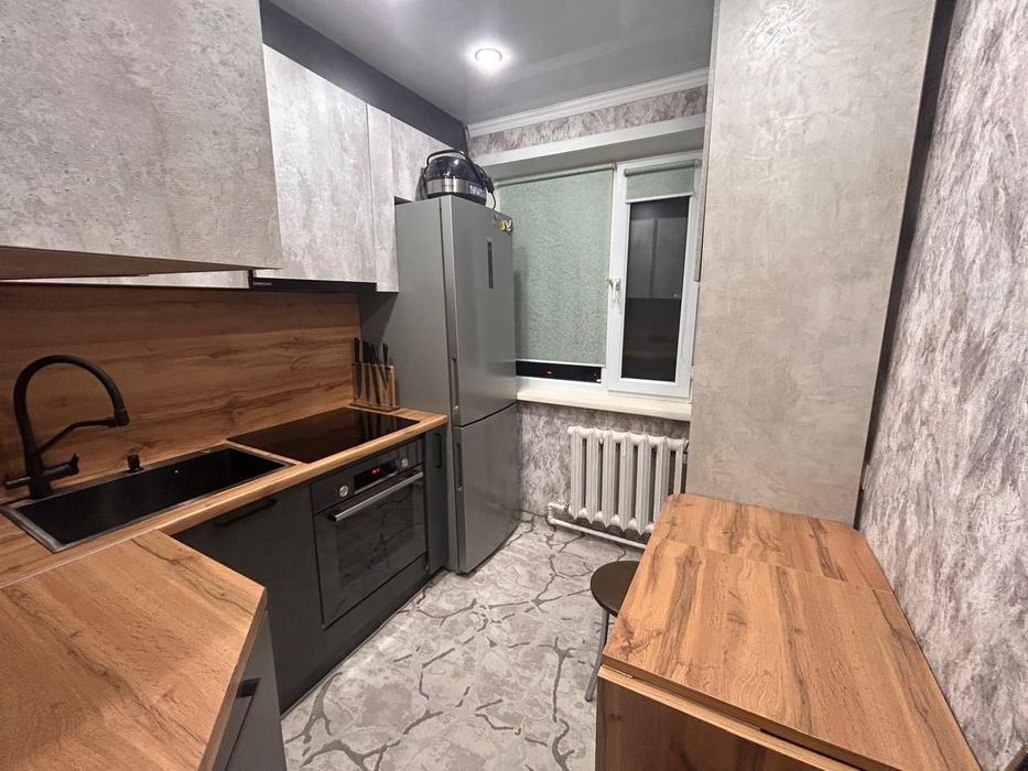 продается 1 комнатная квартира