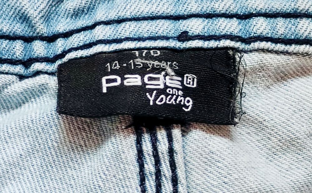 Pantaloni scurți salopeta dama.