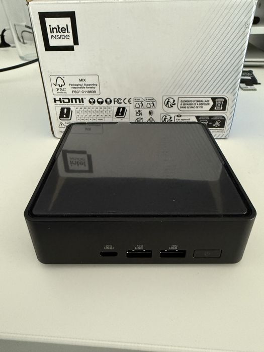 Mini PC ASUS NUC 15 Pro Slim - Intel Core Ultra 5 225H, 32GB DDR5, 512GB SSD NVMe, Wi-Fi 7, GARANTIE EMAG 36 Luni pt BAREBONE