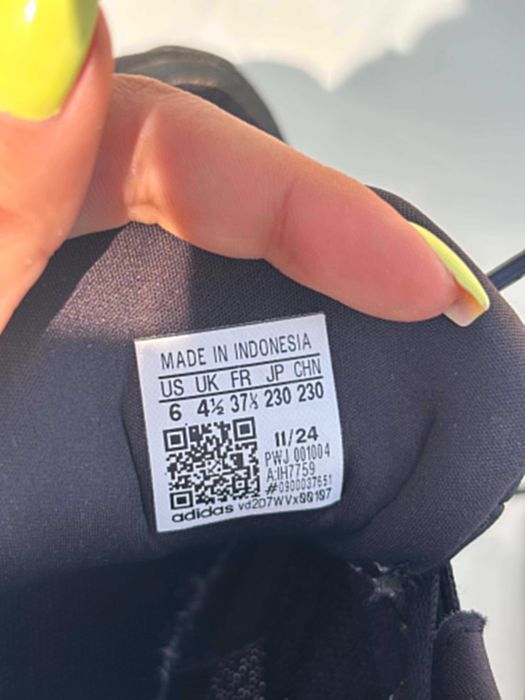 Маратонки Adidas