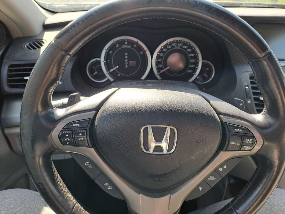 honda accord luxury tourer