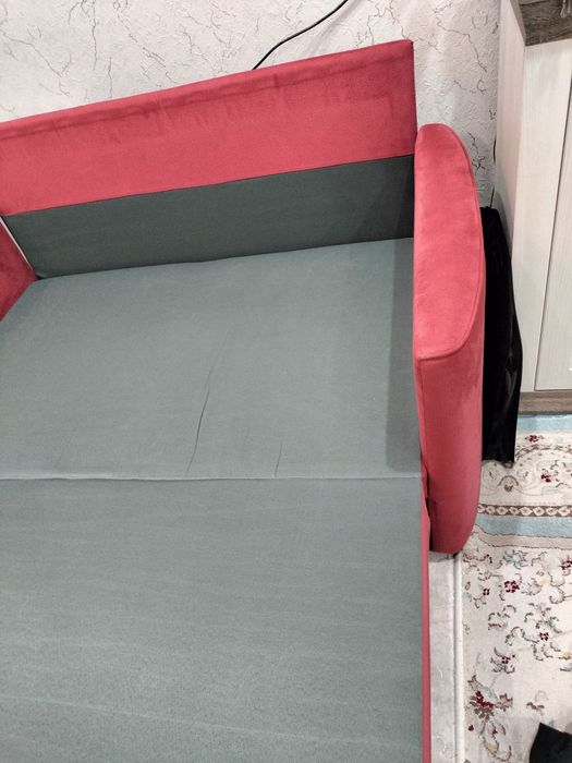 Продаю диван раскладной