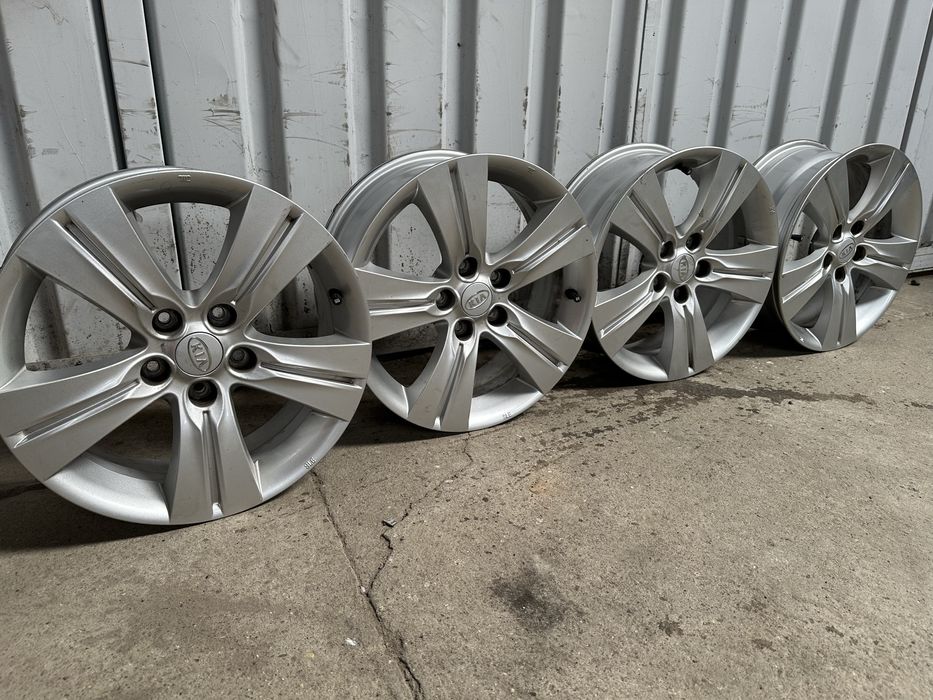 Vând set jante aliaj originale Kia 17 inch, 5x114,3