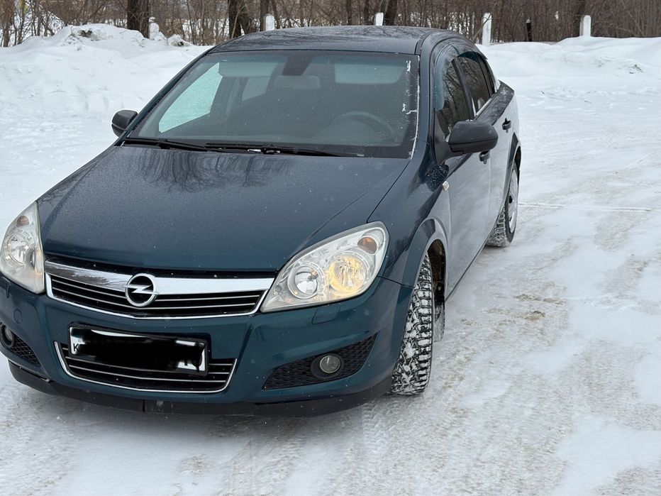 Продам Opel  Astra 2007 год