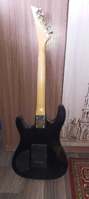 Электрогитара Caraya228bs