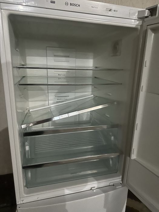 Это холодильник Bosch