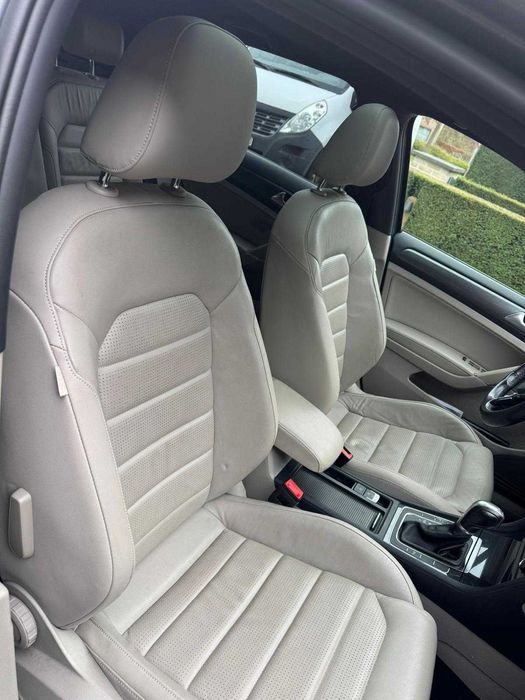 De vanzare golf 2018 foarte bine intretinut primul proprietar