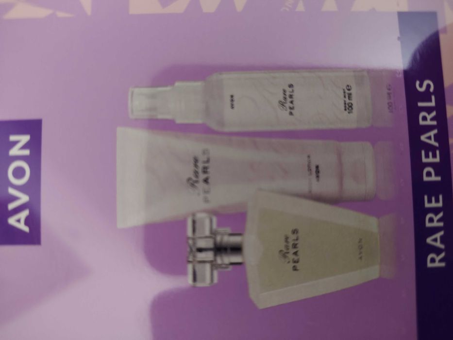 Set cadou parfum+crema +Spray Rare Pearls