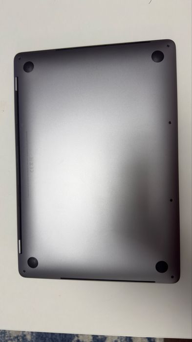 Laptop Apple Macbook pro 13.3 inch 2021 procesor i7 16Gb ram 1TB memorie