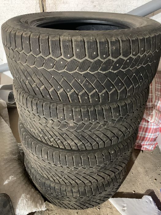 Резина зимняя 265/60 r18
