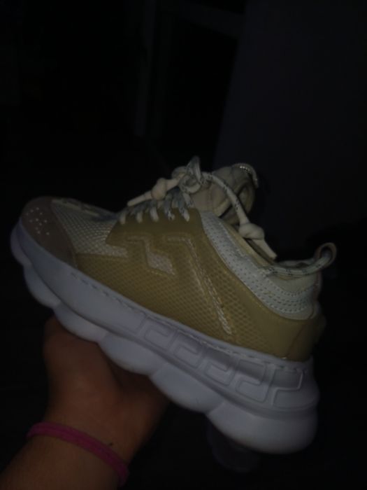 Versace chain reaction