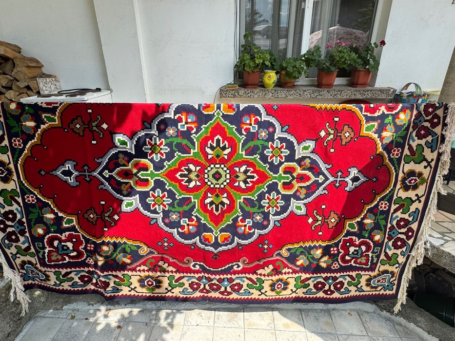 Чипровски килим Корона оргинален