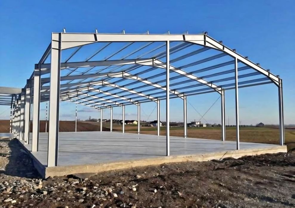 Confectionez hale si structuri metalice
