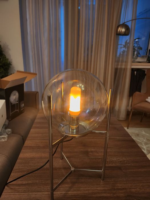 lampa cu efect de lava