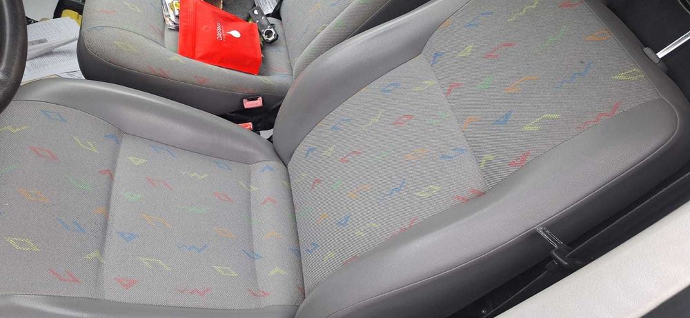 Volkswagen Transporter T5 Long 2.5 TDI 131 CP | 214.000 km | Revizie completa | Fiscal